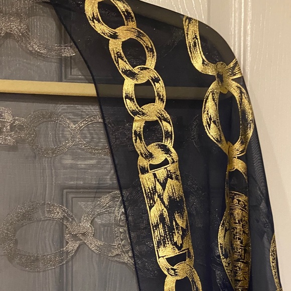 Elegant Gold and Navy Sheer Scarf - Picture 3 of 8